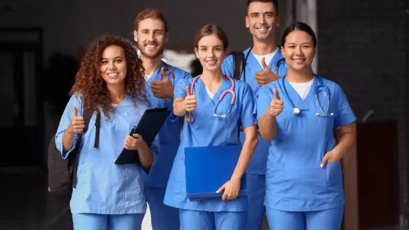 7 Cuidados de enfermagem no diabetes que você precisa conhecer!